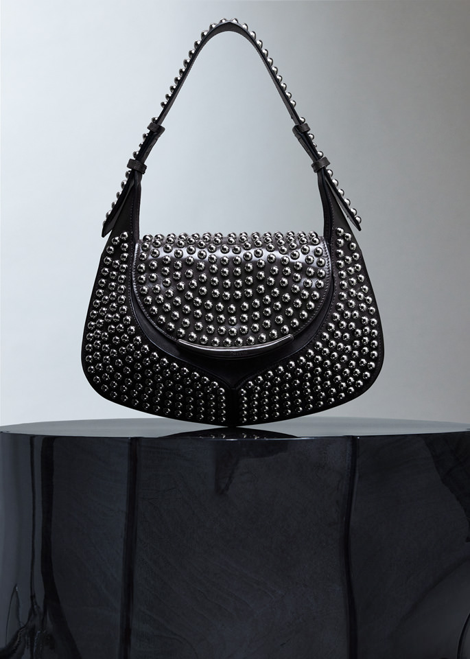 DEL CORE: HOBO BAG WITH STUDS