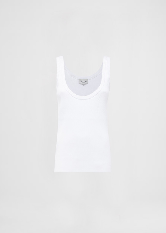 DEL CORE: LOW NECKLINE FITTED TANK TOP