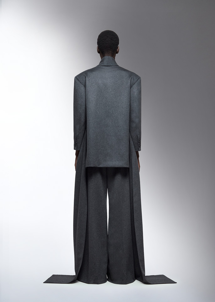 DEL CORE: BOXY JACKET WITH SHAWL COLLAR AND LONG SASH